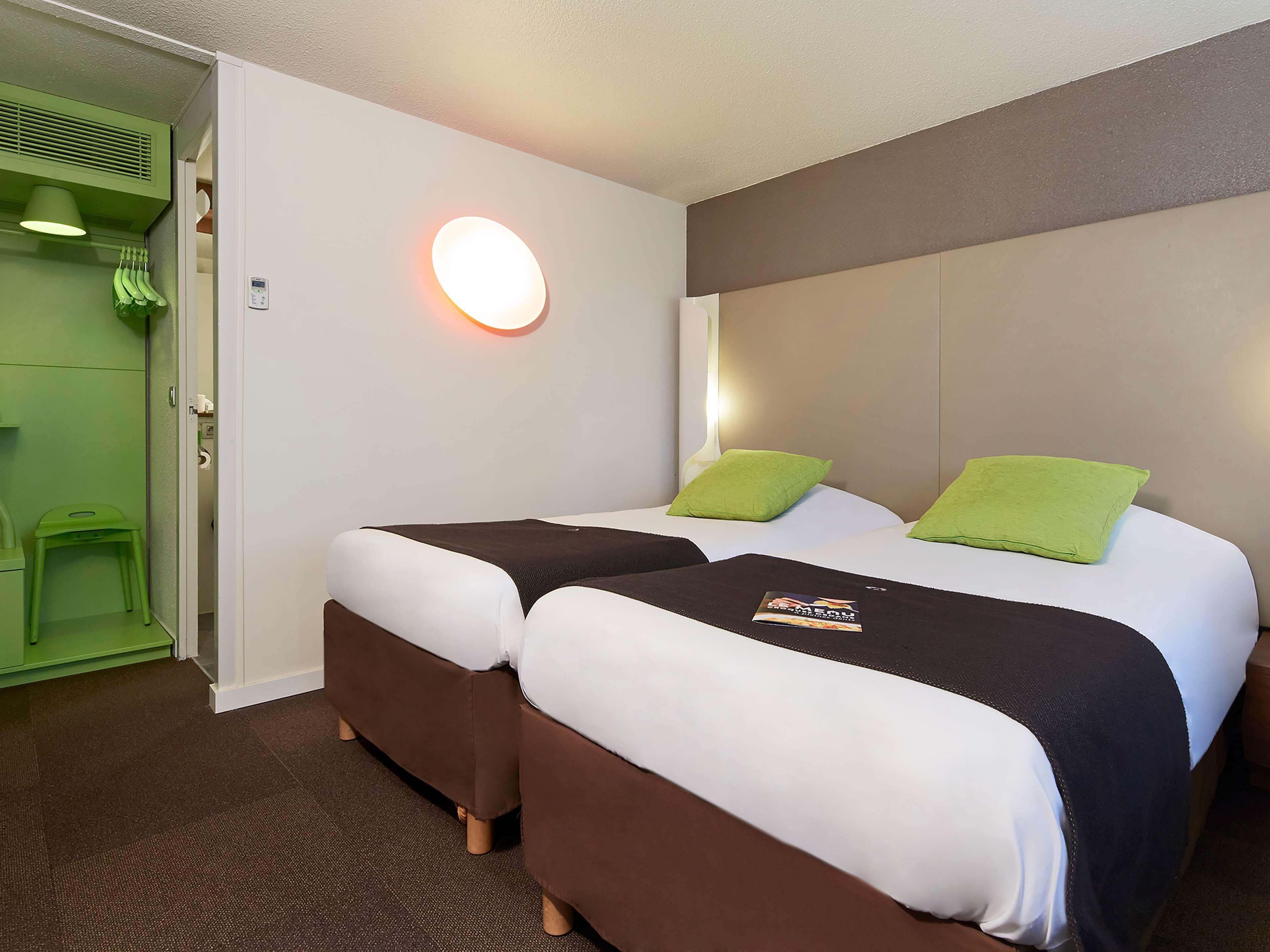 B&B Hotel Roissy - Saint Witz Ex-Campanile Roissy - Saint Witz Екстериор снимка