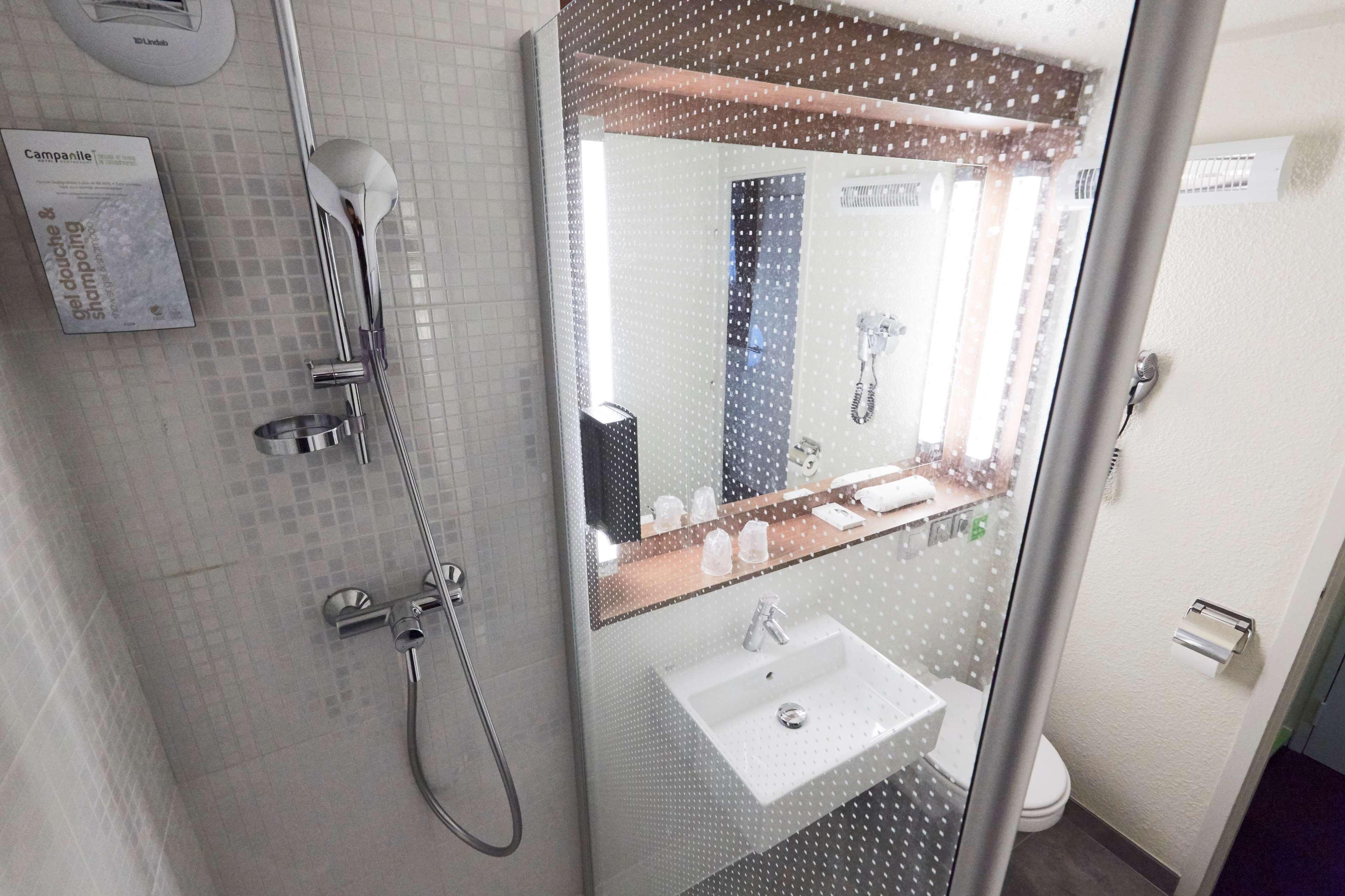 B&B Hotel Roissy - Saint Witz Ex-Campanile Roissy - Saint Witz Екстериор снимка